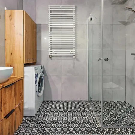 Apartman Kuracyjna, Sun & Snow